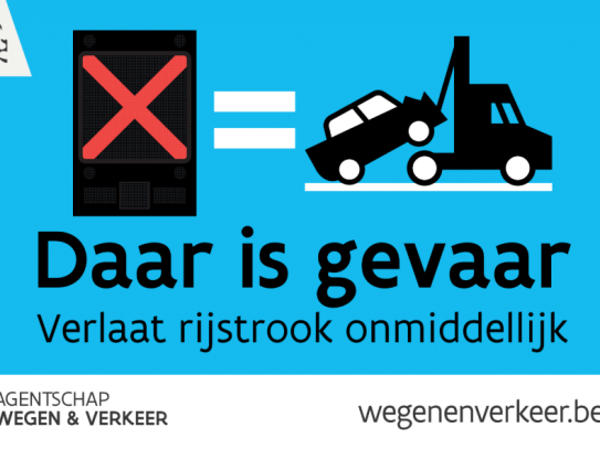 Affiche tegen roodkruisnegatie.