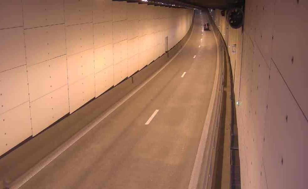 Camerabeeld in de Jan de Vostunnel.